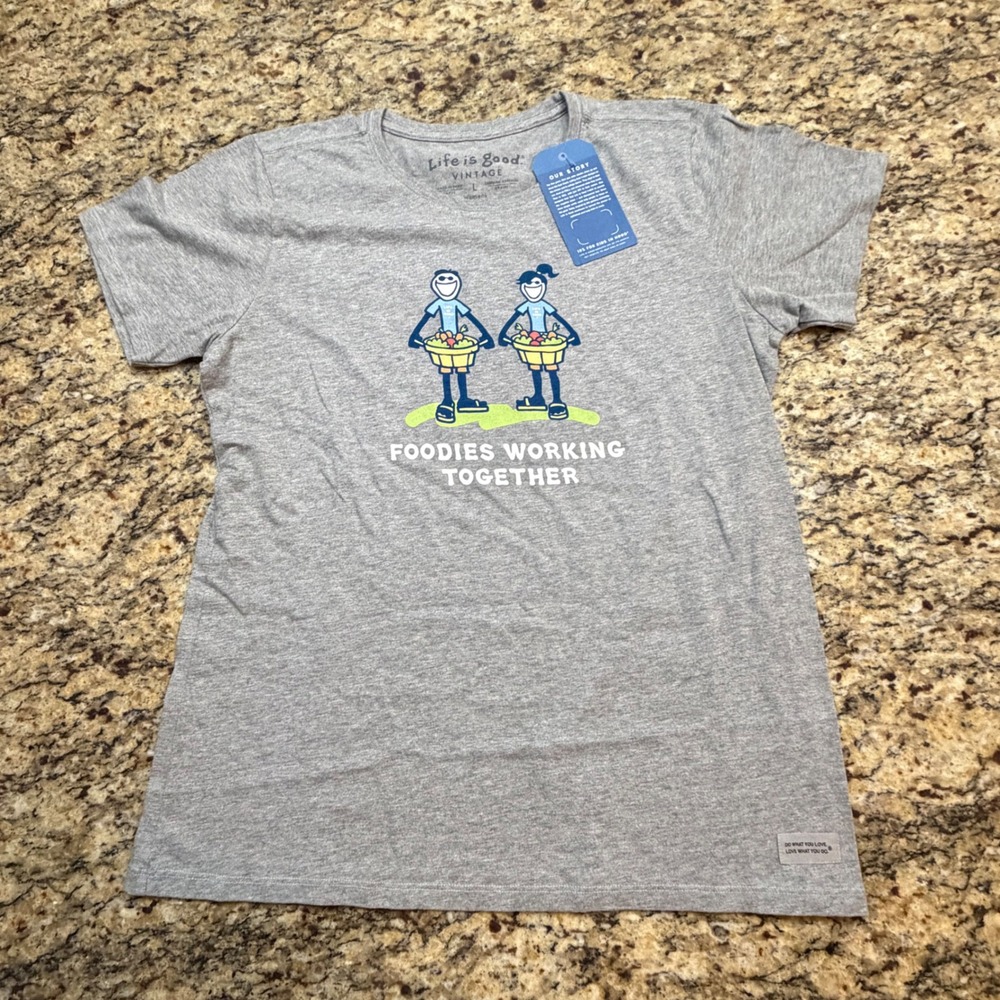 NEW Life is Good Vintage Foodies Working Together Gray T-Shirt Womens L v